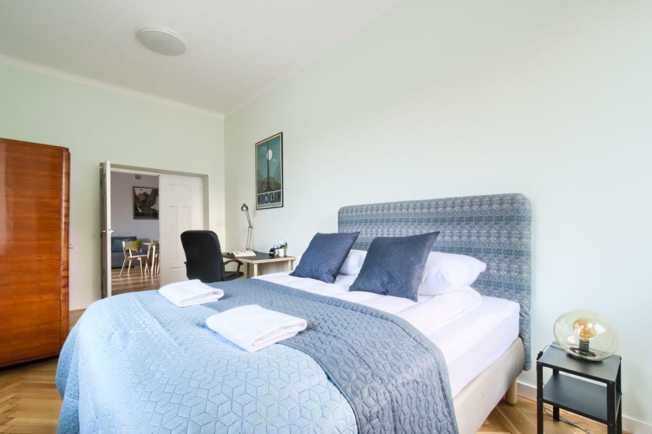 P&O City Center Apartments Warsaw Room photo